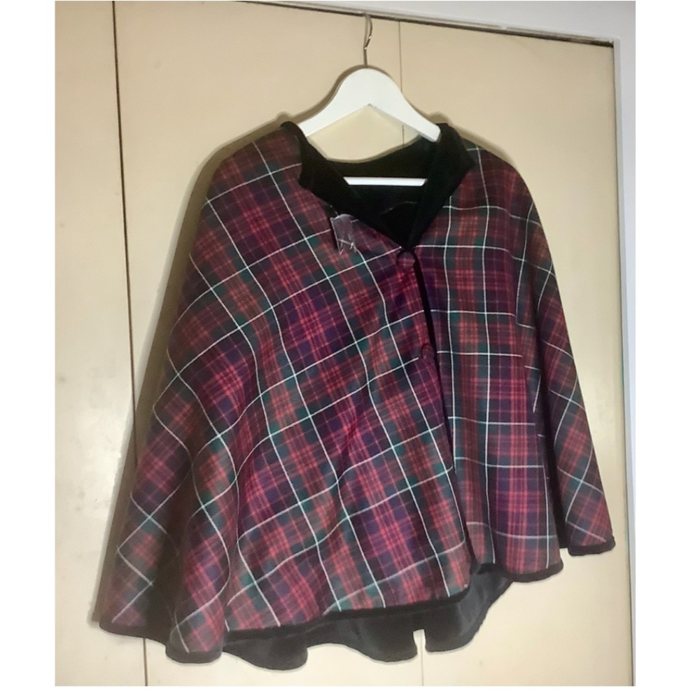 MacDonald of Clan Ranald Custom Tartan Cape w Black Velvet Lining.